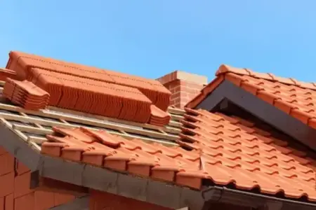 Pose et rénovation de toiture en tuiles à Arbanats